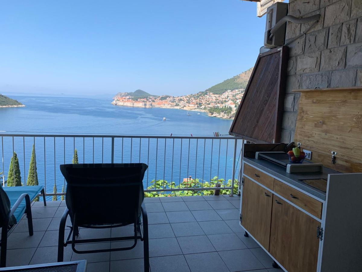 Apartment And Room Sveti Jakov Dubrovnik Bagian luar foto