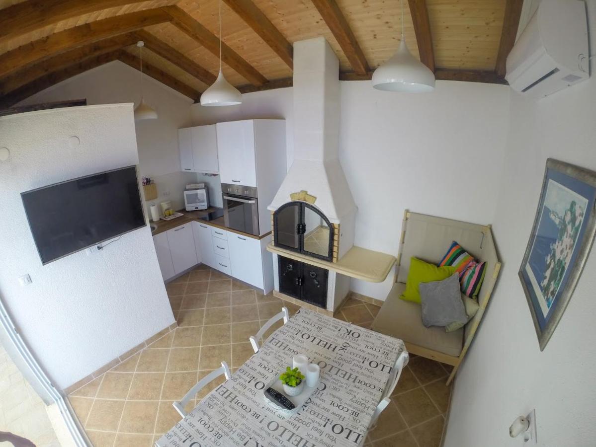 Apartment And Room Sveti Jakov Dubrovnik Bagian luar foto