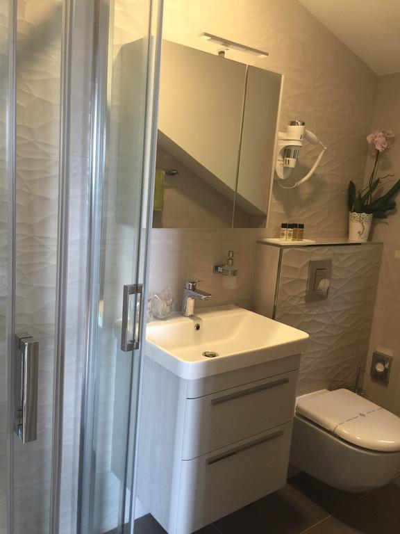 Apartment And Room Sveti Jakov Dubrovnik Bagian luar foto